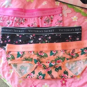 3x Pc SET! Victoria’s Secret Panties Set Medium NWT